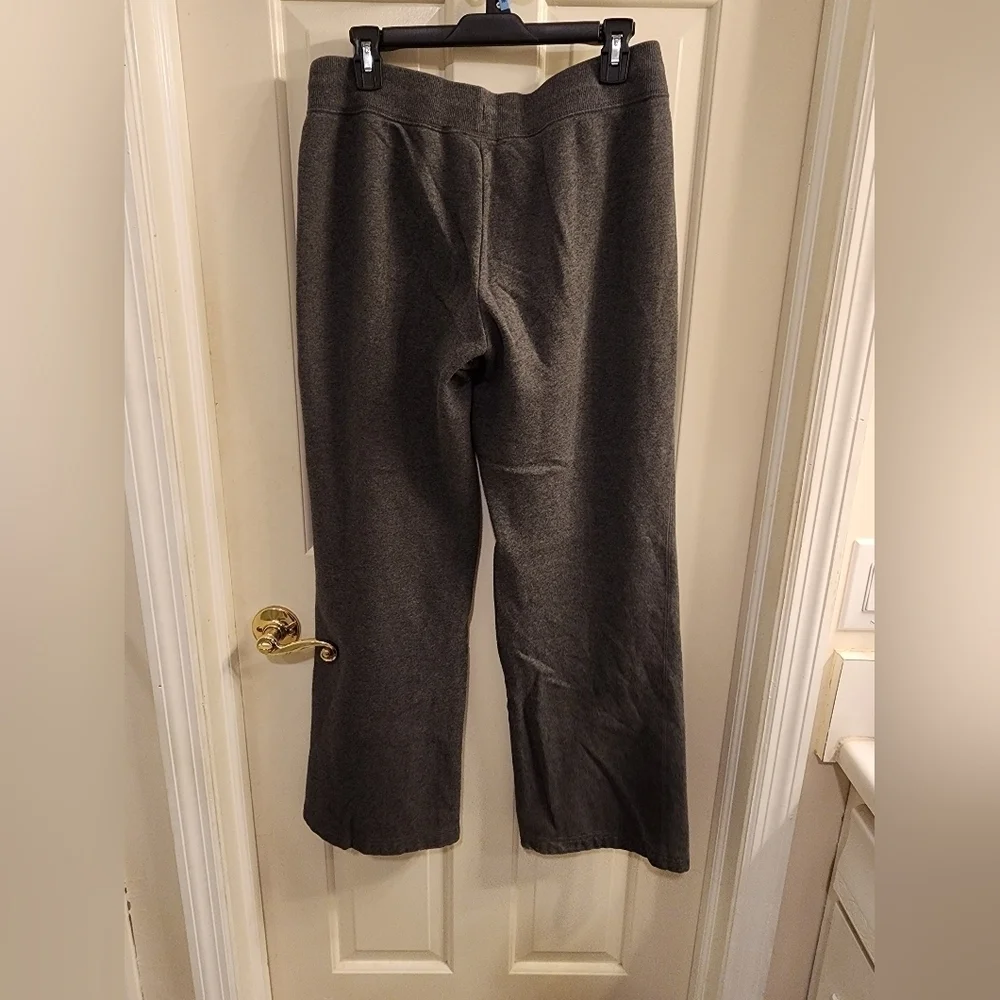 Nike sweatpants dark